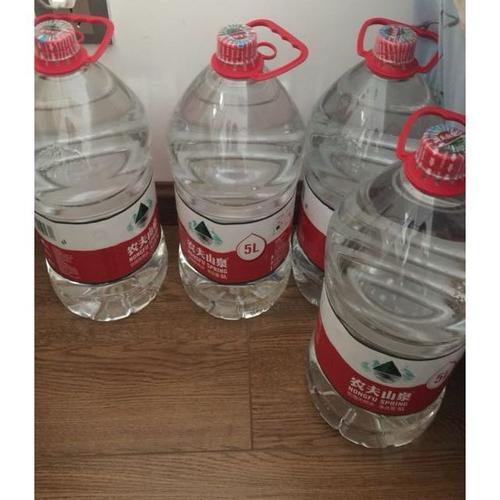农夫山泉天然饮用水5l4整箱装