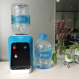 央视教你识别不同包装饮用水