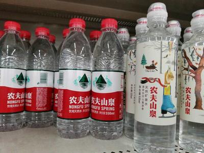 混得"最失败"的瓶装水,花60亿打广告亏了40亿,无奈溃败离场