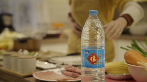 开年送 福水 ,康师傅年味营销再升级